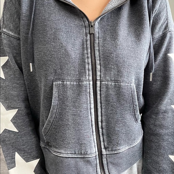 Tommy Hilfiger cropped zip up - Picture 2 of 3